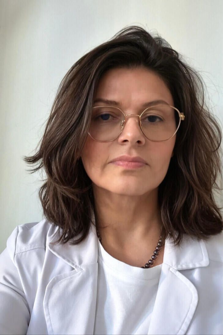 Крихели<br/><span>Инна<br/>Отаровна</span>