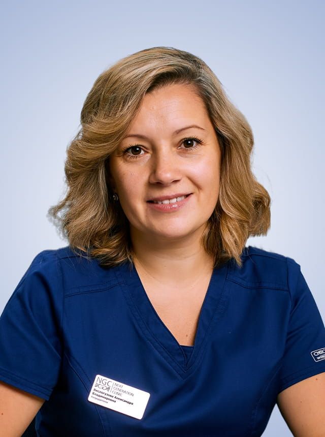 Вислогузова<br/><span>Александра<br/>Владимировна</span>